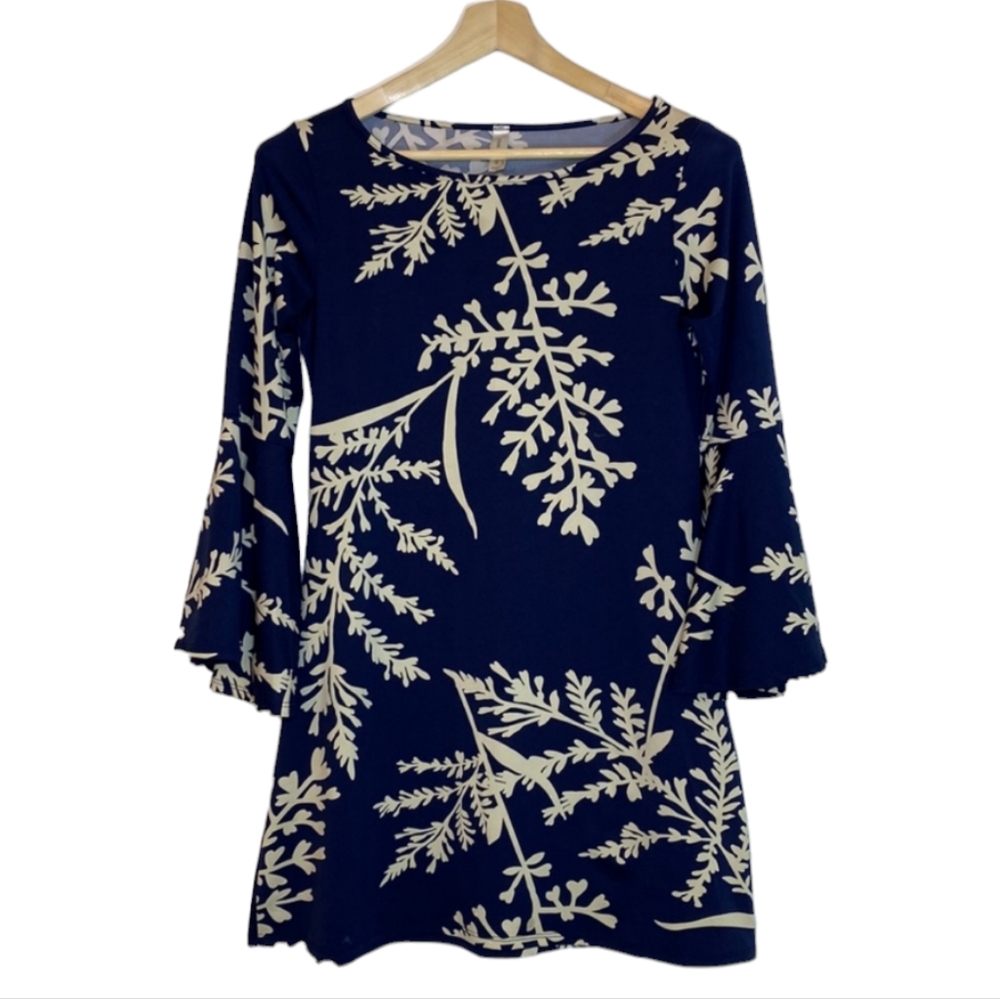 Miss Day | Navy & Ivory Boatneck Bell Sleeve Dress